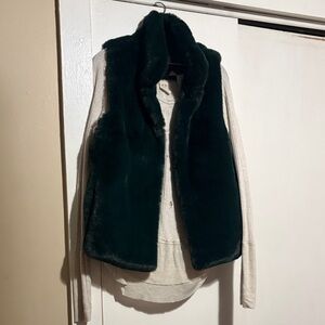 Philosophy Faux Fur Vest 😍 NWT